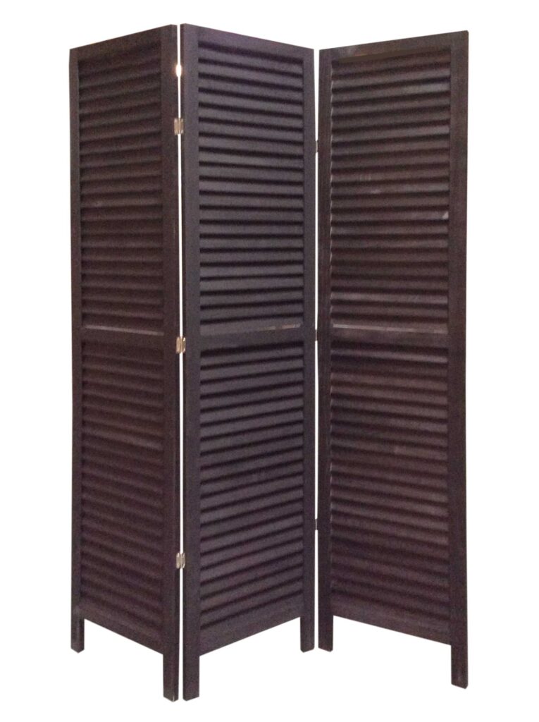 1 x 48 x 67 Black Wood Shutter – Screen