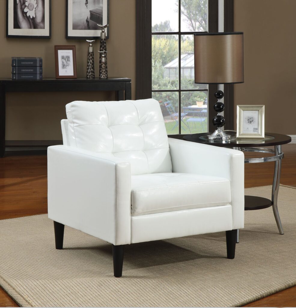30′ X 30′ X 33′ White Accent Chair