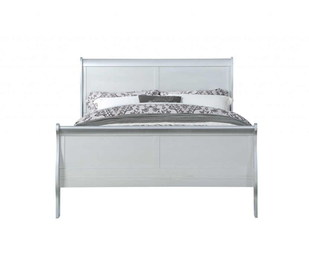 80′ X 90′ X 47′ Platinum Wood King Bed
