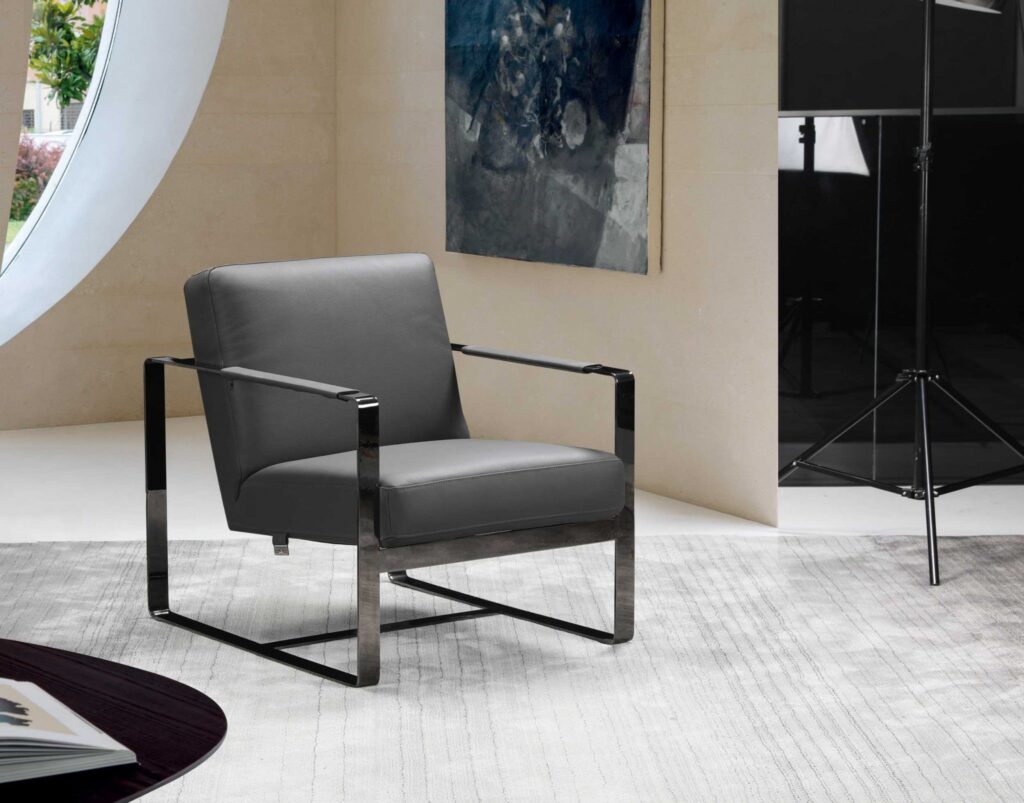 28″ X 35″ X 31″ Dark Gray Leather Accent Chair